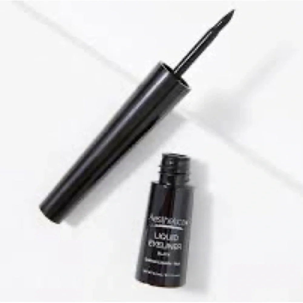 NIB Aesthetica Black Liquid Eyeliner